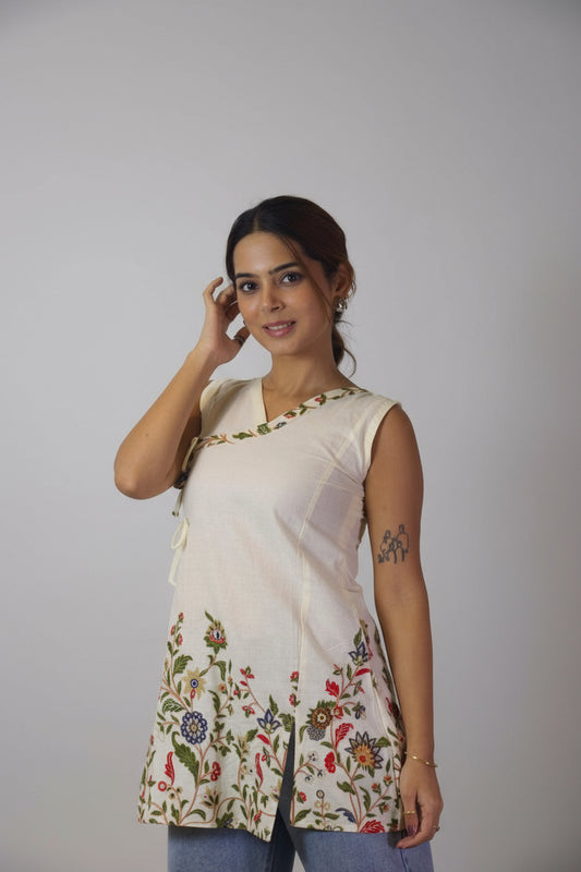 Seher - Ivory Floral Hem Kurti