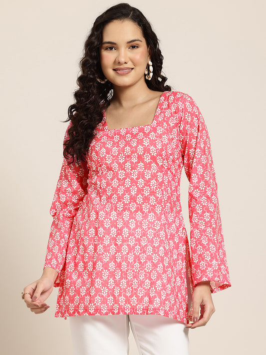 Siya – Pink Buti Sleeved Kurti