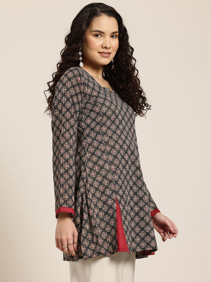 Kajal - Black Motif Sleeved Kurti