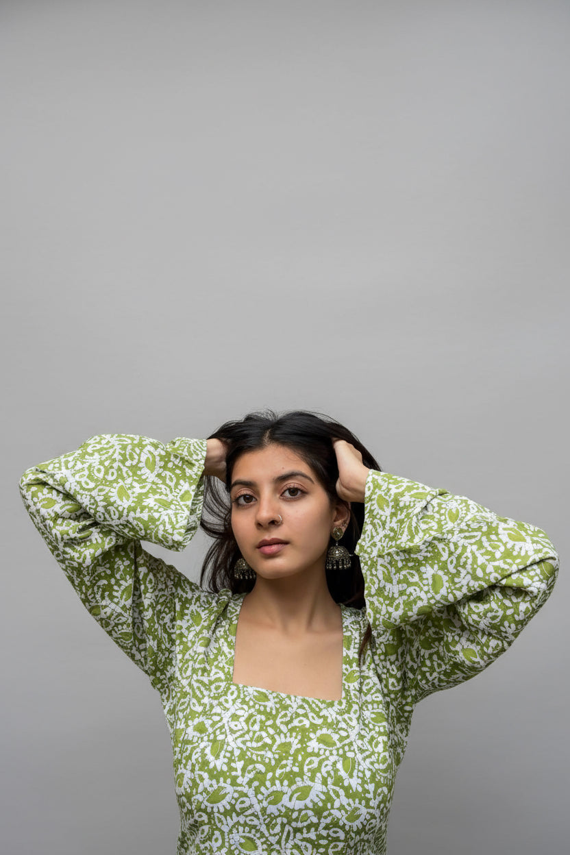 Veda – Olive Scatter Sleeved Kurti