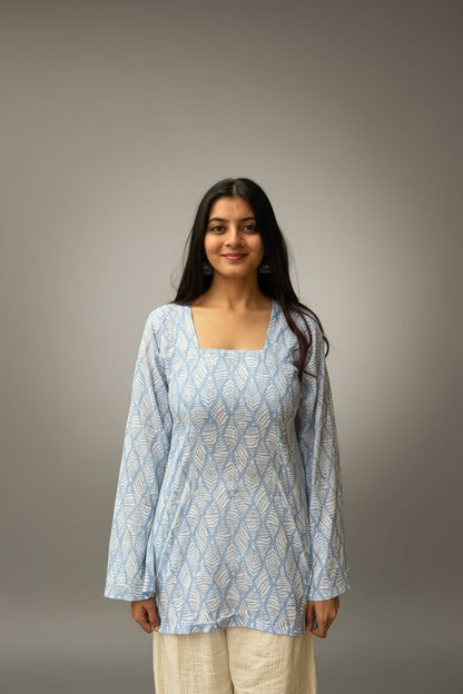 Tara – Blue Trellis Sleeved Kurti