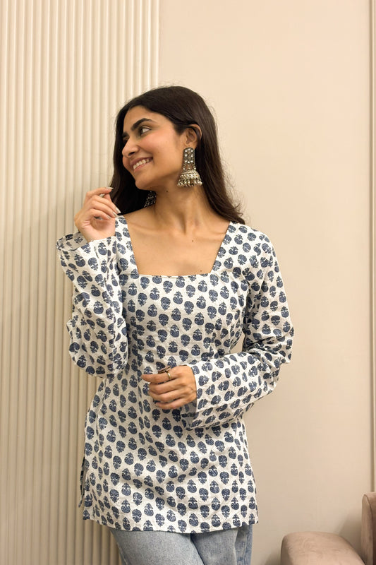 Sanjana - Chikankari bell sleeved kurti